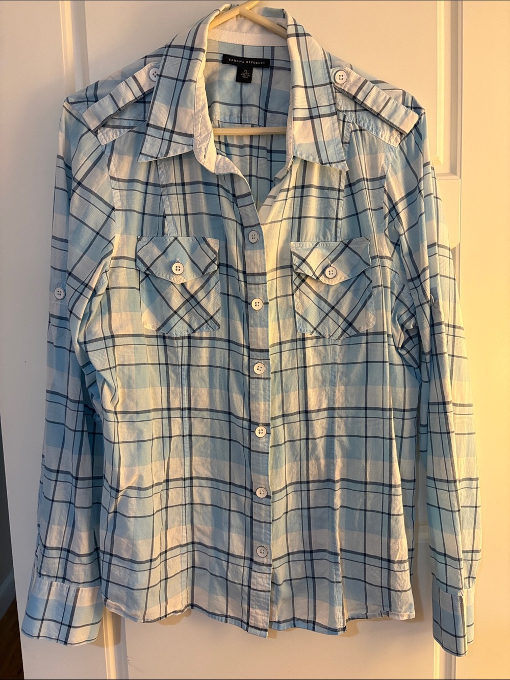 Banana Republic Blue Plaid Lightweight Button Up Shirt (XL)